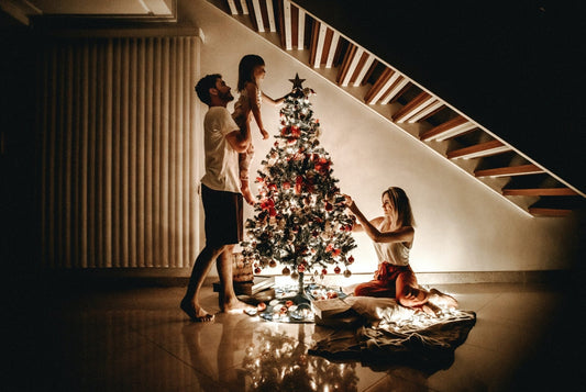 Tips to Safely Navigating the Holiday Season - Simpleaf Brands